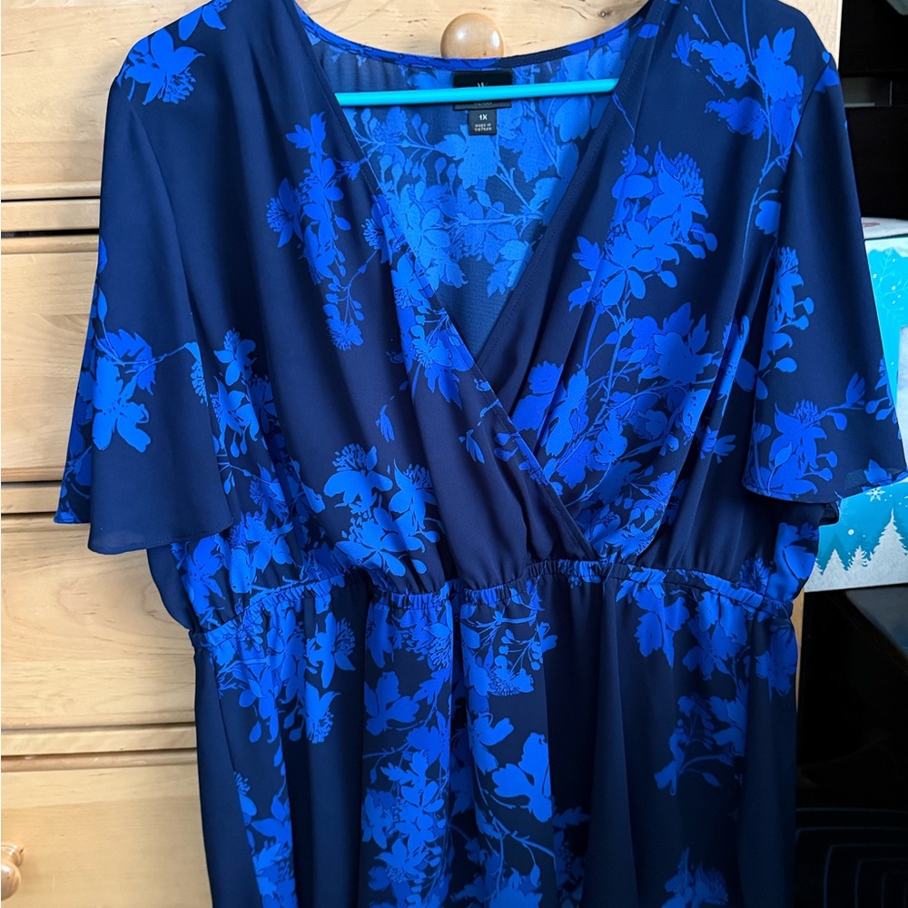 Elegant Blue Floral Women's Blouse